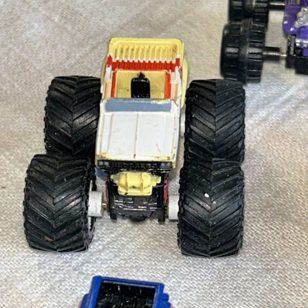Micro Machines Galoob‎ Mustang Monster Car Truck 4x4 Vintage Toy Lot Of 10 F11